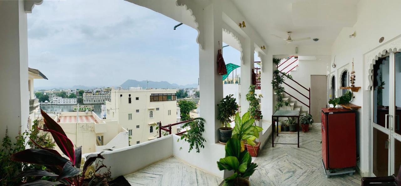 Peacock Paying Guest House Udaipur Exterior photo
